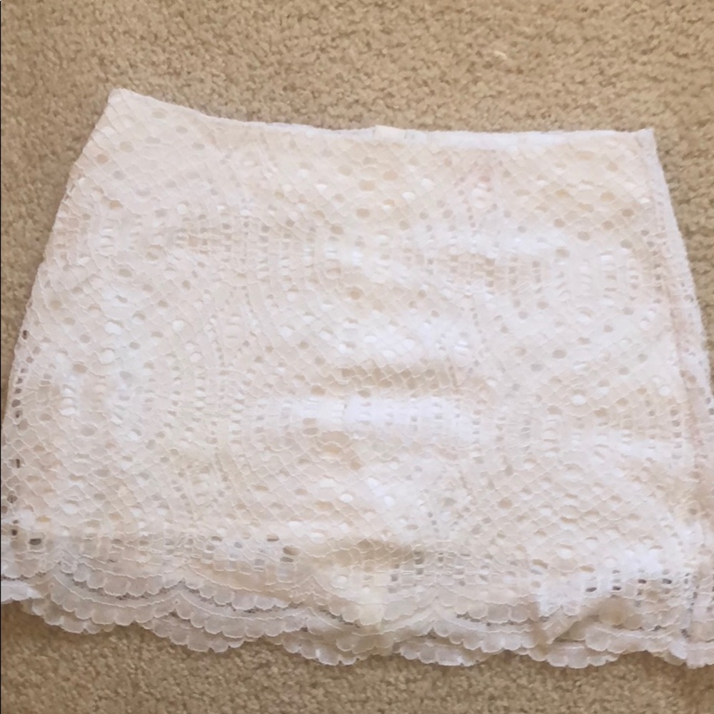 Lilly Pulitzer Alice skort in white